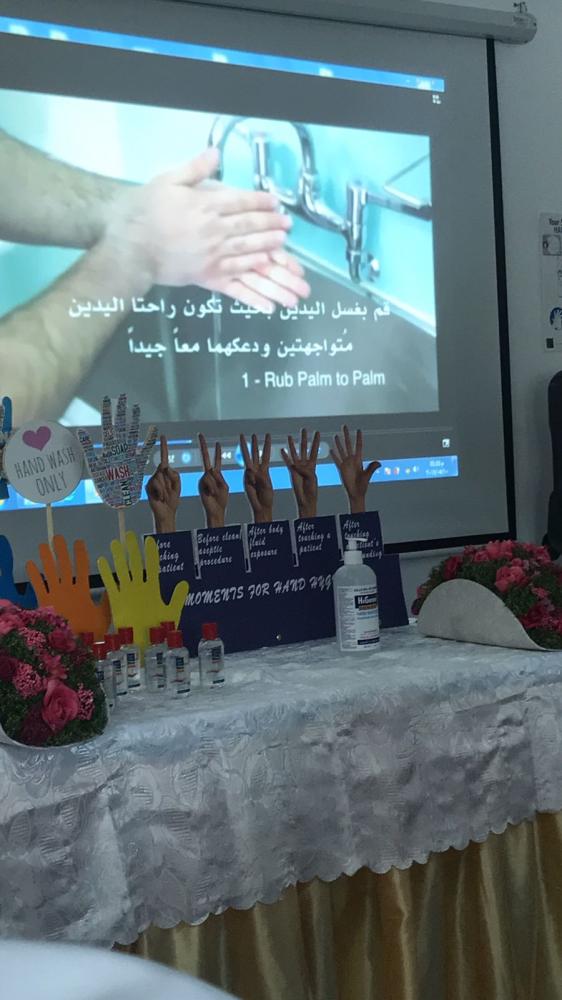 "إبراهيم خليل كانو" يعرِّف بأهمية تعقيم اليدين في الوقاية من المرض