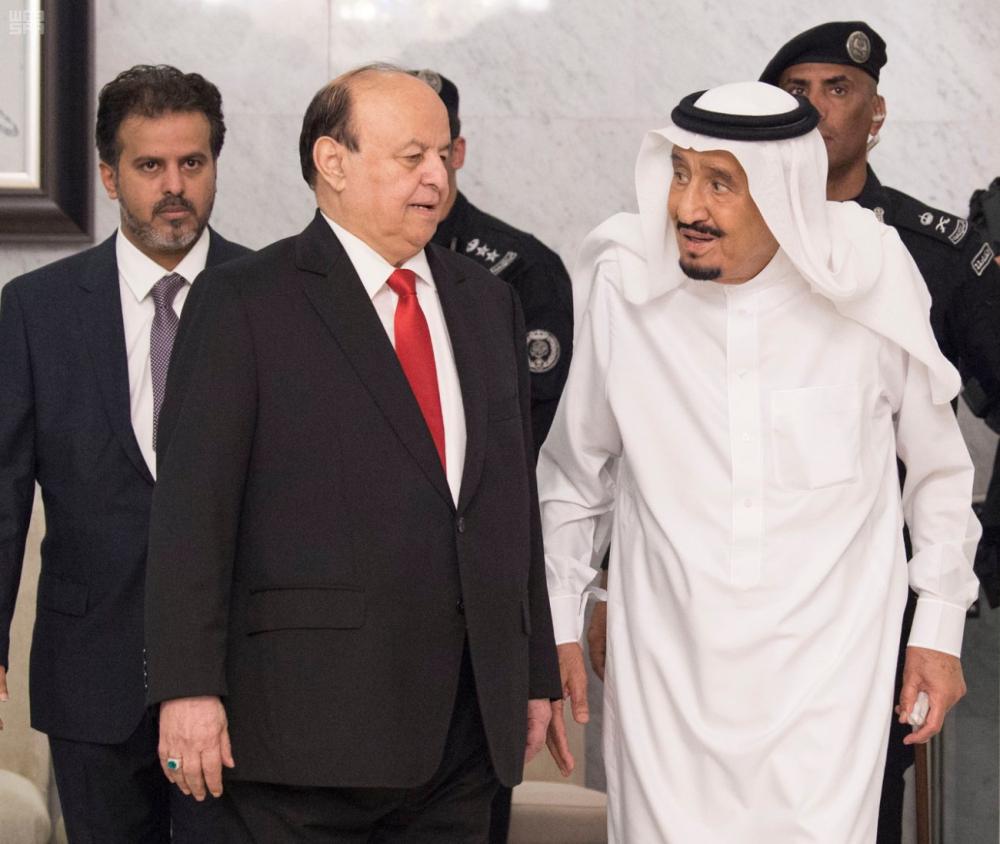 قوات الشرعية على بعد 15 كلم من الحديدة وتقترب من مطار المدينة