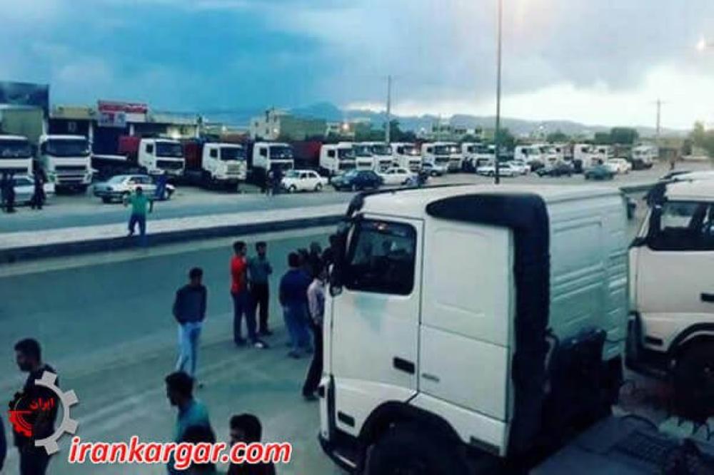 إضراب سائقي الشاحنات بإيران.. تضامن محلي وأمريكي