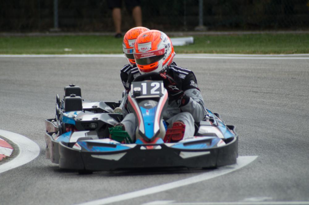 "ايس ريسينق البحرين" يشارك ببطولة الكارتنغ في فينيس الإيطالية