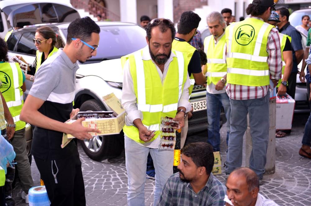 إفطار رمضاني لـ 200 عامل وسط المنامة