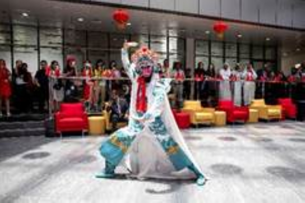 الاتحاد للطيران تحتفي بزيارة الرئيس الصيني  بأنشطة ثقافية