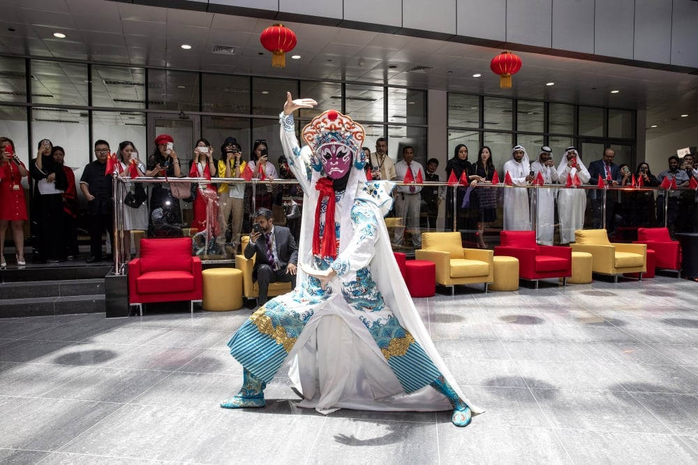 الاتحاد للطيران تحتفي بزيارة الرئيس الصيني  بأنشطة ثقافية