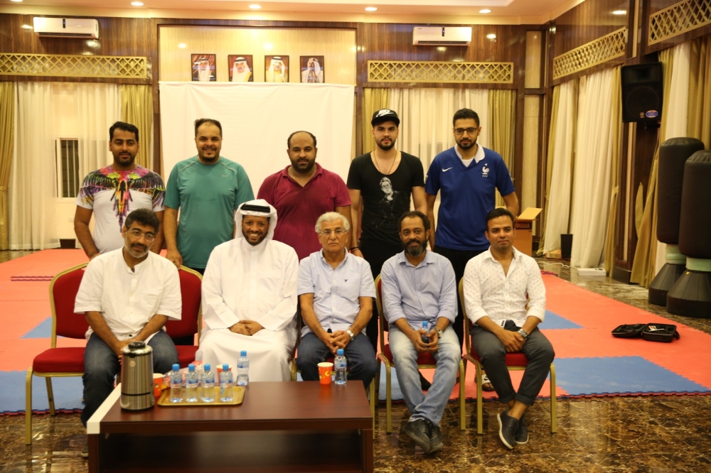 توالي الإعداد لجائزة خالد بن حمد للمسرح الشبابي