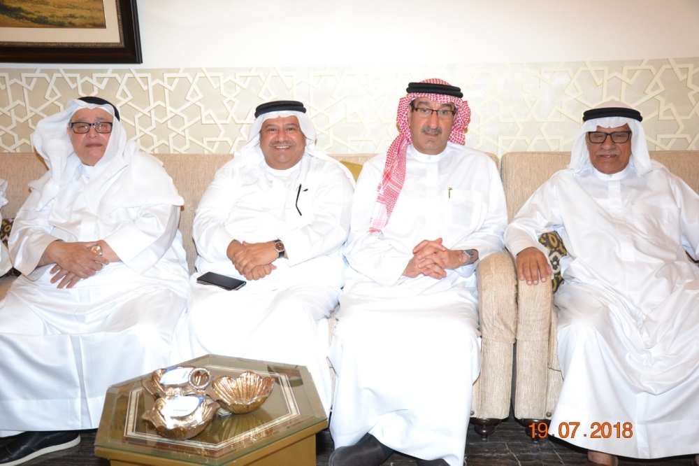 رواد مجالس الجنوبية يزورون نبيل اجور