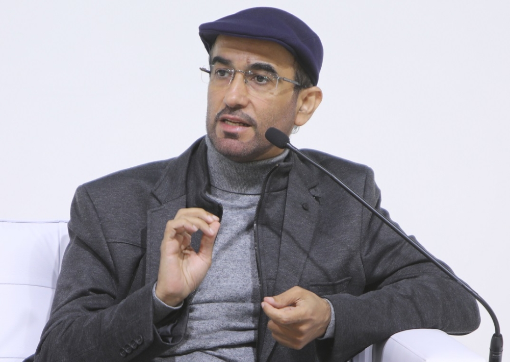 الظاهري والعميمي يستعرضان راهن الرواية العربية