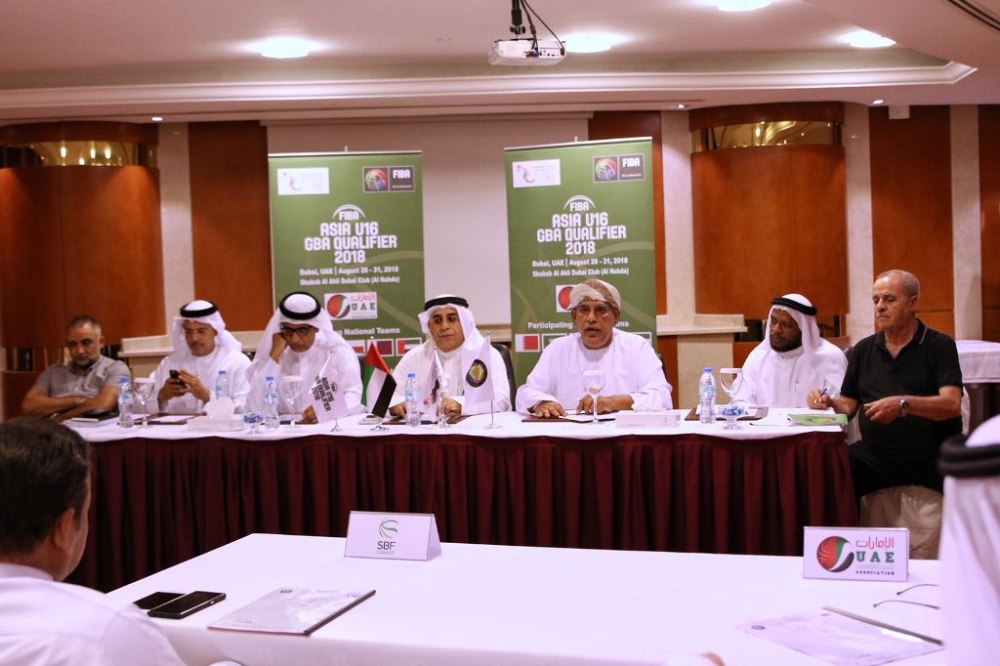 الأحمر السلاوي الناشئ يدشن المشوار الخليجي بملاقاة عمان