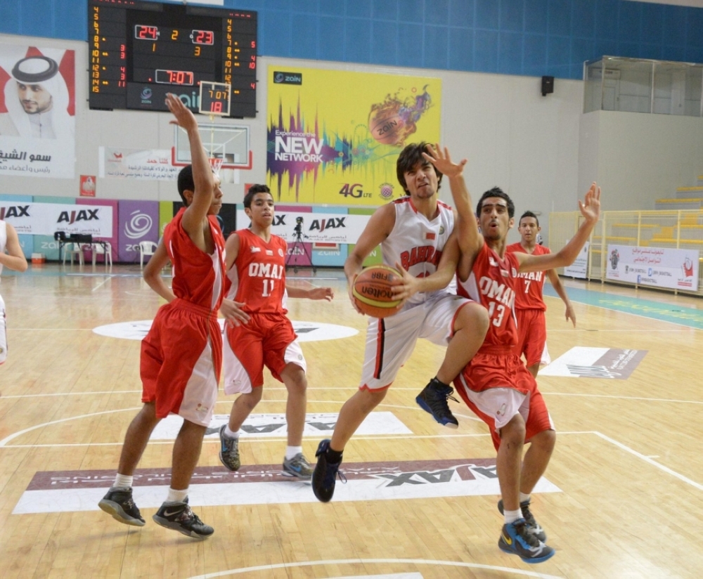 الأحمر السلاوي الناشئ يدشن المشوار الخليجي بملاقاة عمان