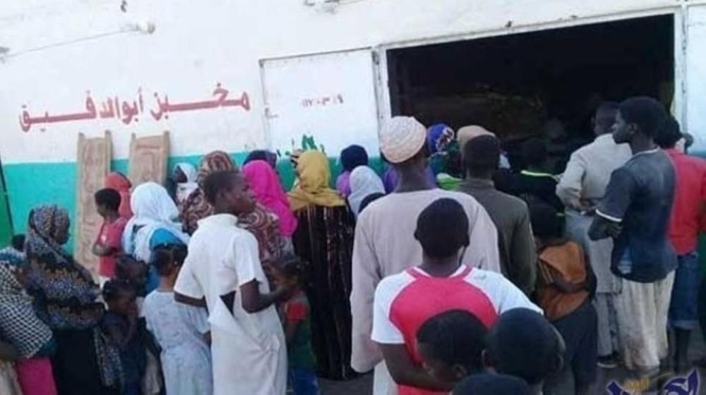 أزمة خبز في الخرطوم والسودانيون في طوابير لساعات