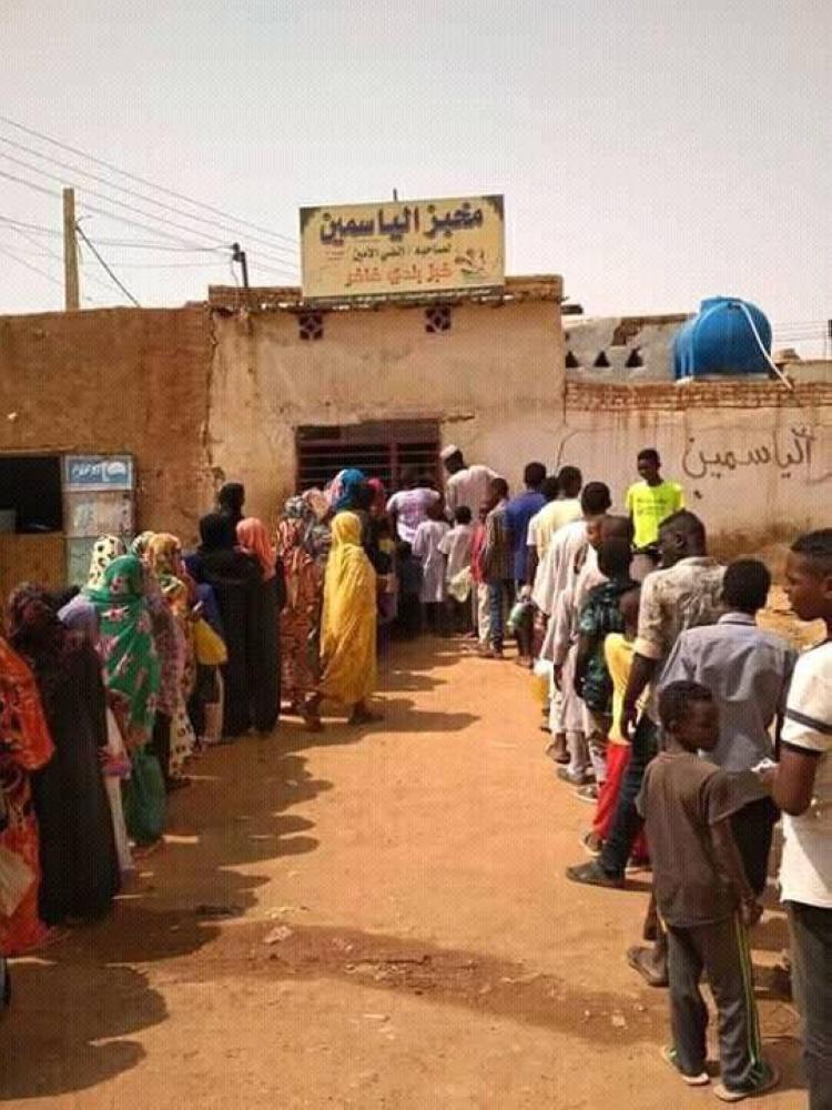 أزمة خبز في الخرطوم والسودانيون في طوابير لساعات