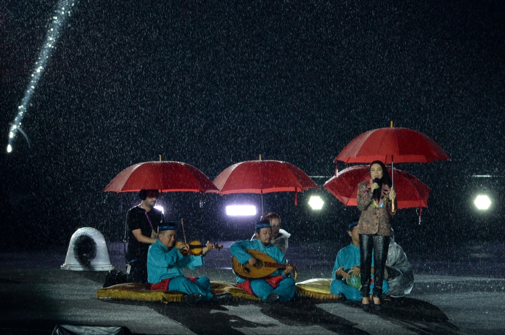 إندونيسيا تودع 16 ألف رياضي بدورة الألعاب الآسيوية