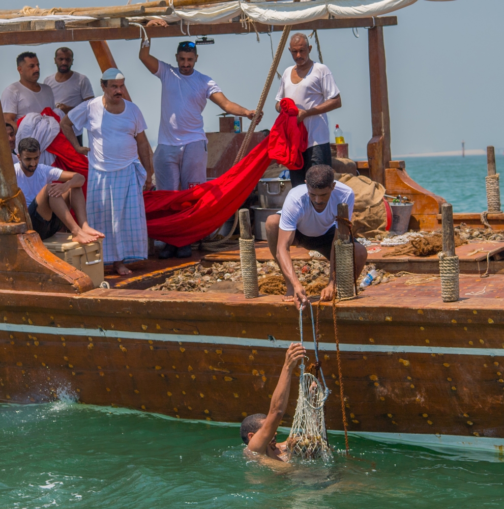 المشاركون في مسابقة "اليزوه" و"القفال" على كأس حمد بن ناصر يثمنون دعم الملك وجهود ناصر بن حمد لإحياء الموروث البحري