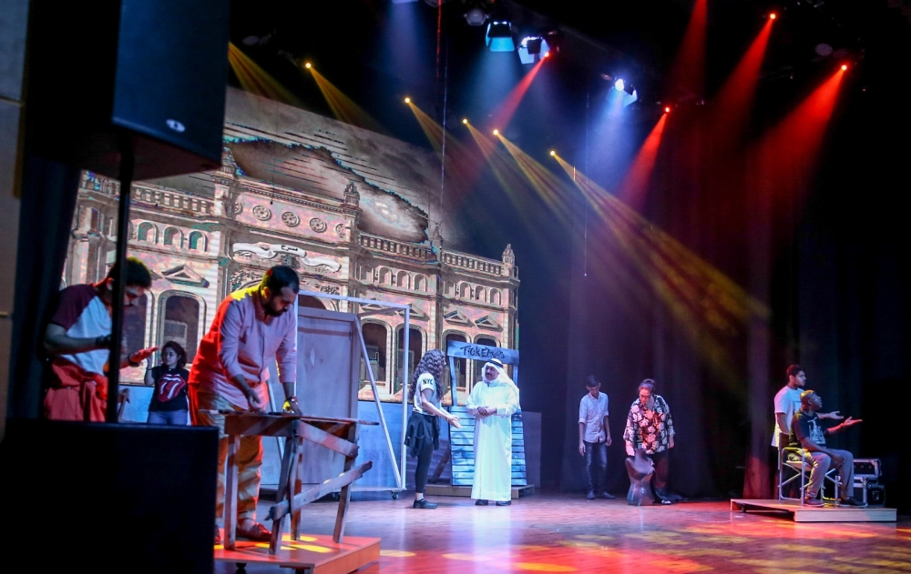 افتتاح جائزة خالد بن حمد للمسرح الشبابي الرابع لذوي العزيمة الإثنين