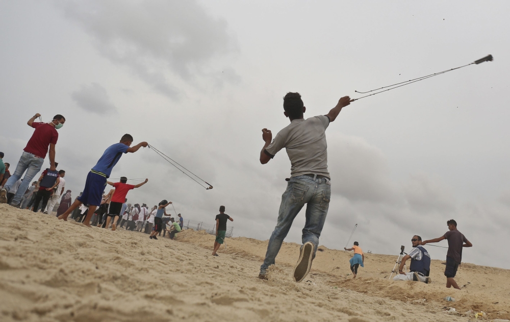 بالصور - الفلسطينيون ينتفضون ضد "يهودية الدولة" في ذكرى "انتفاضة الأقصى"