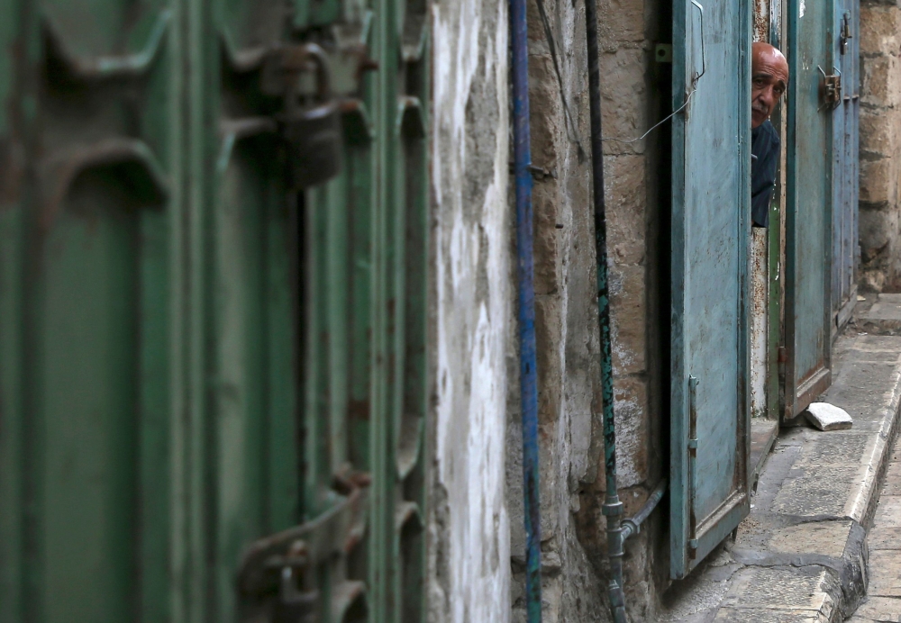 بالصور - الفلسطينيون ينتفضون ضد "يهودية الدولة" في ذكرى "انتفاضة الأقصى"