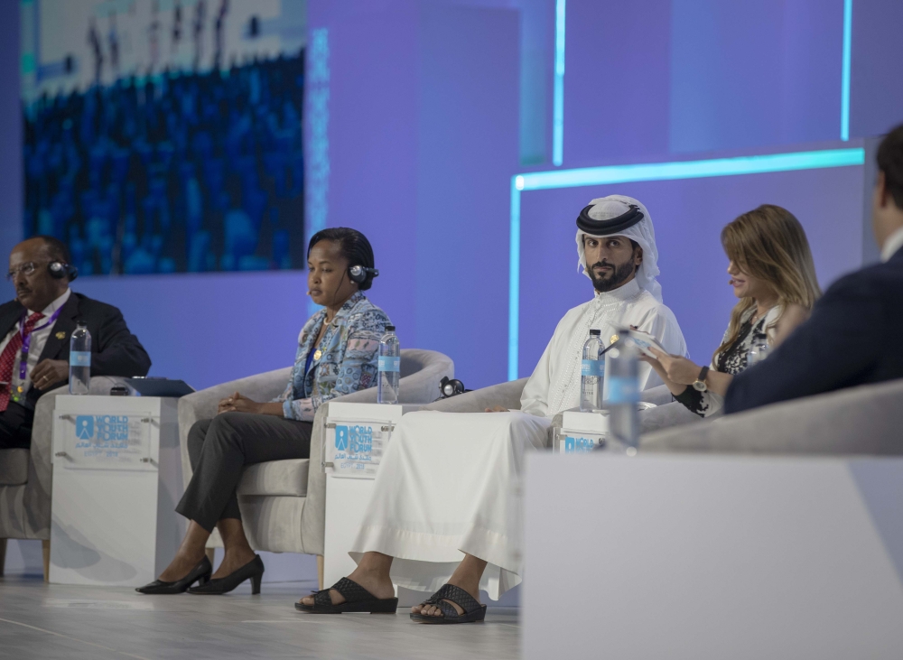 ناصر بن حمد بمنتدى شباب العالم: الأمن والرعاية الوطنية والأمل محاور أساسية لإدارة السلام