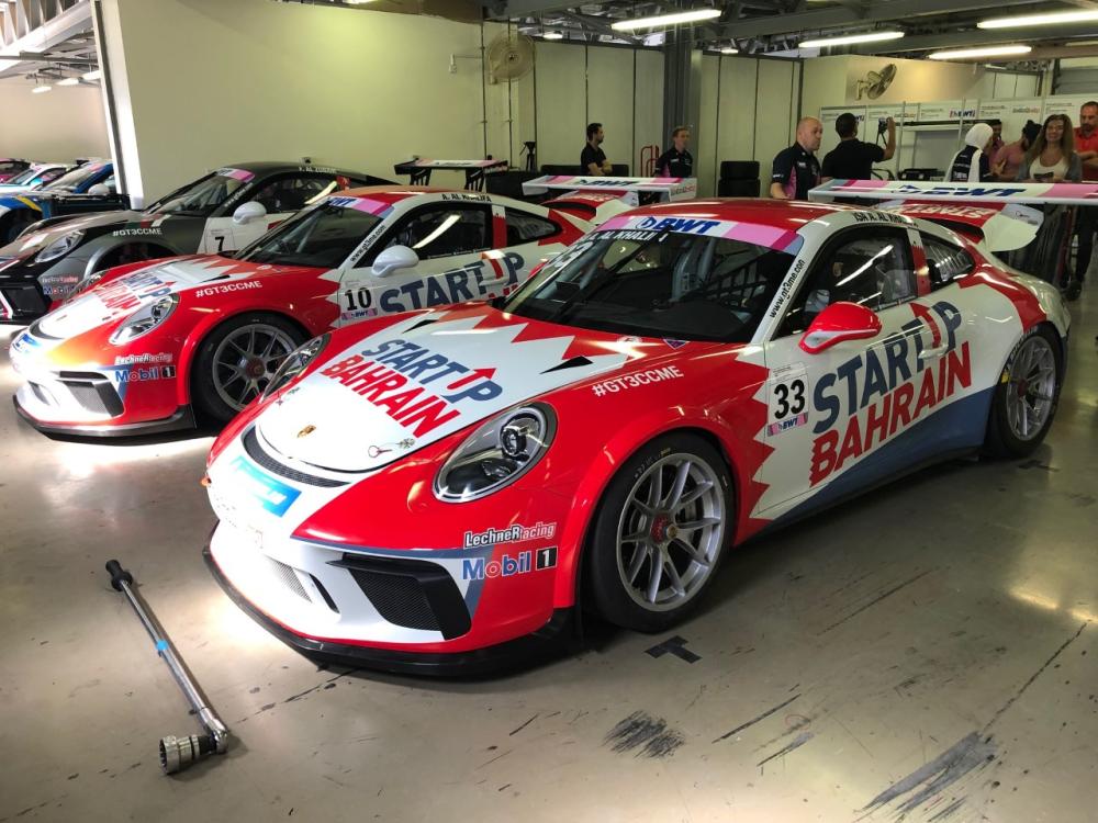 حلبة "دبي أوتودروم" تدشن الموسم العاشر من تحدي كأس بورشه بي دبليو تي جي تي 3 الشرق الأوسط