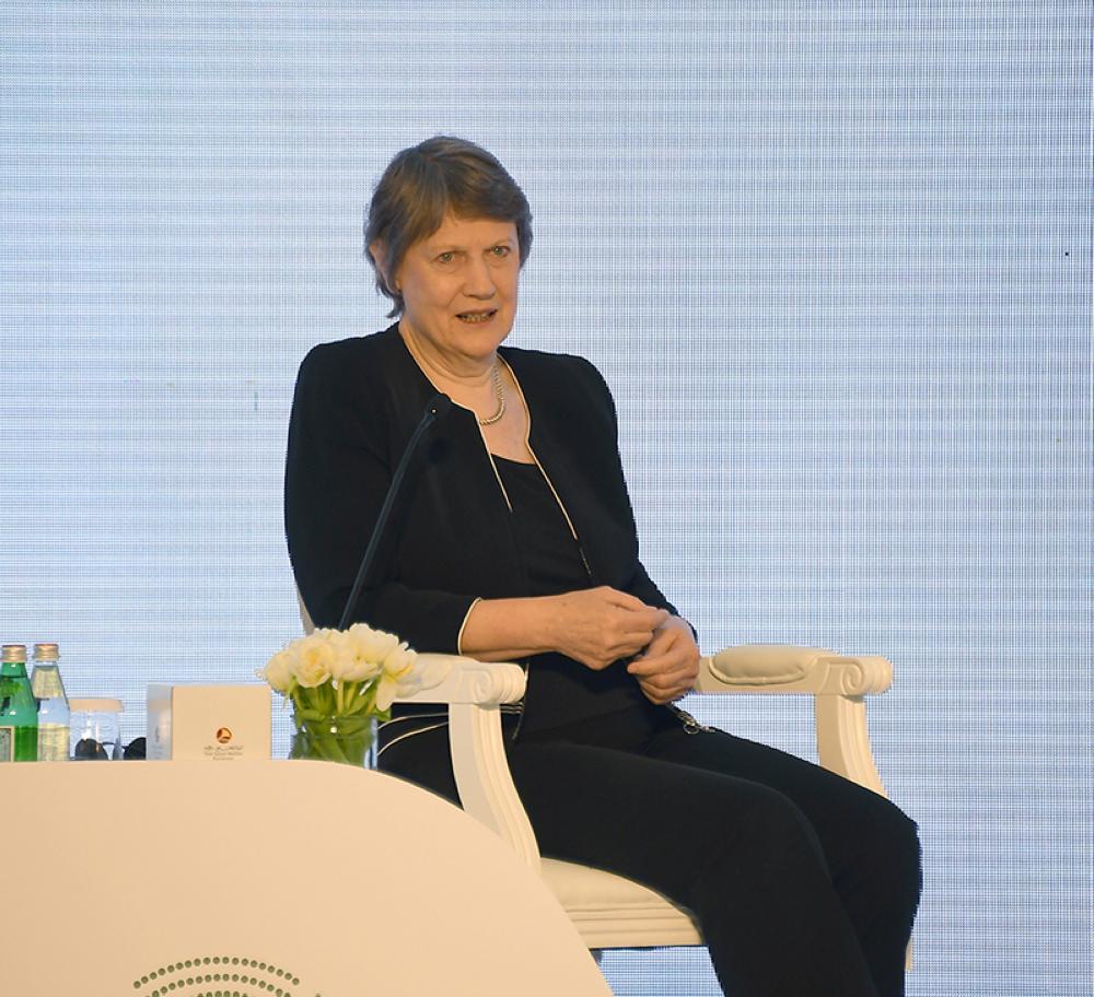 المدير التنفيذي للأمم المتحدة: نسبة نساء البحرين المثقفات عالية