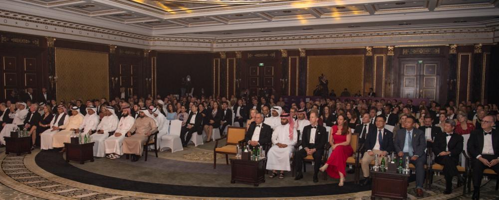 فيصل بن راشد يشيد بجهود وطنية ساهمت بإنجاح "كونغرس الفروسية"