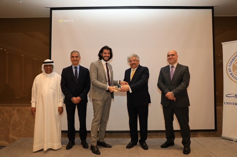 حمزة: دور ريادي لجامعة البحرين في "معرض الحدائق"