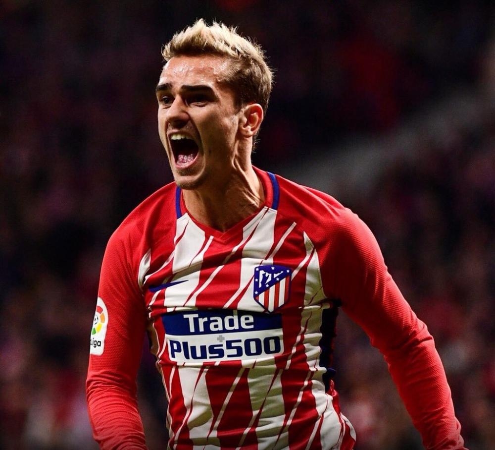 جريزمان.. ظالم أو مظلوم!