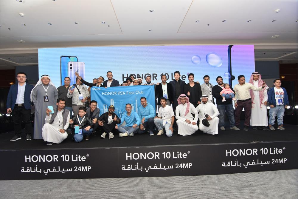 الهواتف الصينية الذكية ترفع حصتها السوقية في السعودية 195%