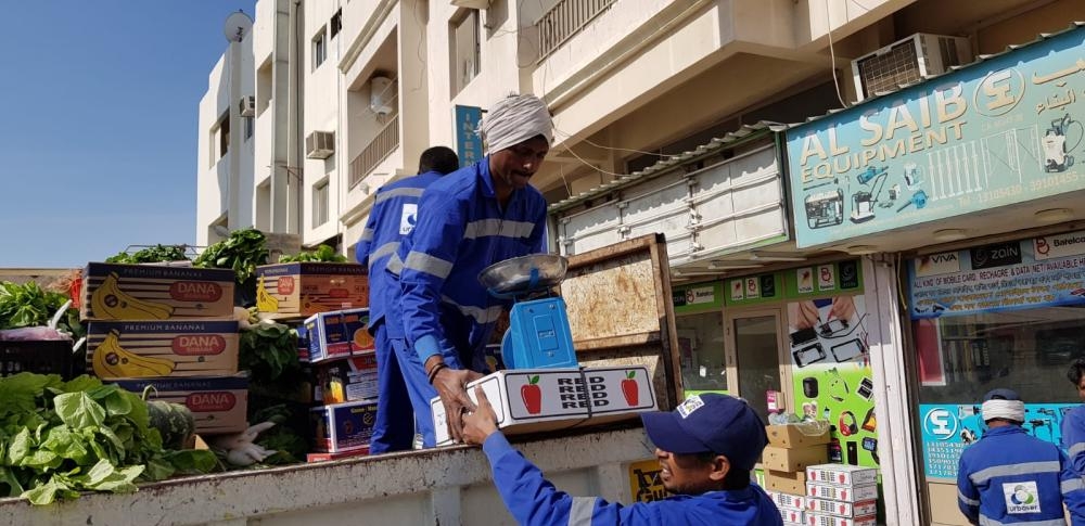 بلدية "الجنوبية" تدشن حملة على الباعة الجائلين بمجمع 907