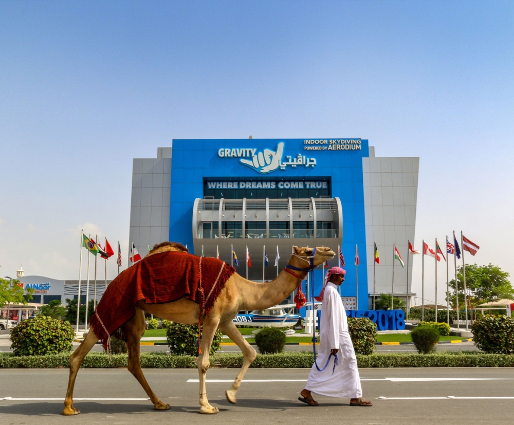 حلق مع "جرافيتي" خلال مهرجان "البحرين تتسوق"