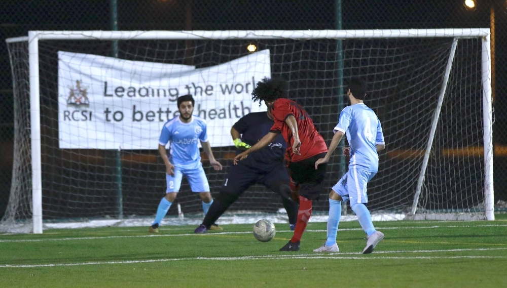 لاعبو جامعة البحرين يلقنون "المملكة" درساً بأعلى نتيجة في الدوري الجامعي