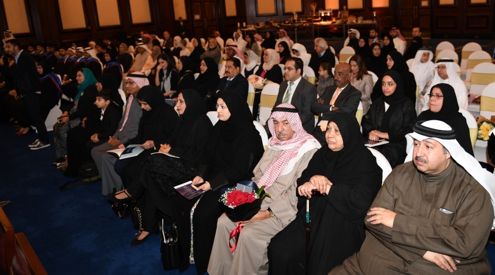 خالد بن عبد الله: الاستثمار في رأس المال البشري علمياً لرفع كفاءة الخدمات الحكومية