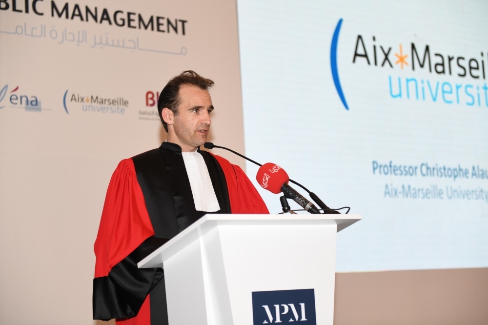 خالد بن عبد الله: الاستثمار في رأس المال البشري علمياً لرفع كفاءة الخدمات الحكومية