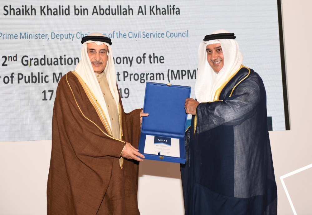 خالد بن عبد الله: الاستثمار في رأس المال البشري علمياً لرفع كفاءة الخدمات الحكومية