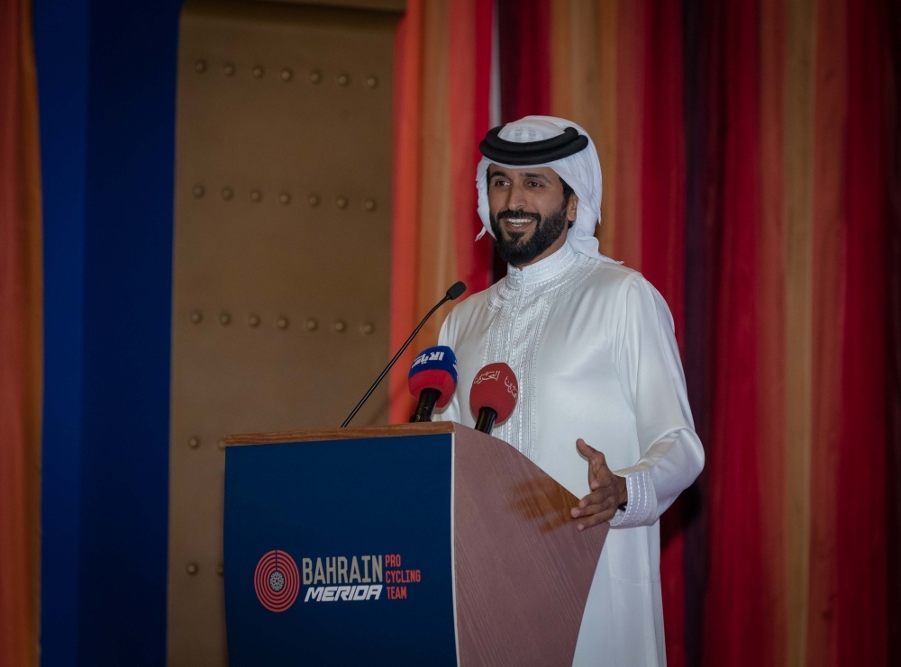 ناصر بن حمد: نفخر بإنجازات فريق البحرين ميريدا للدراجات الهوائية