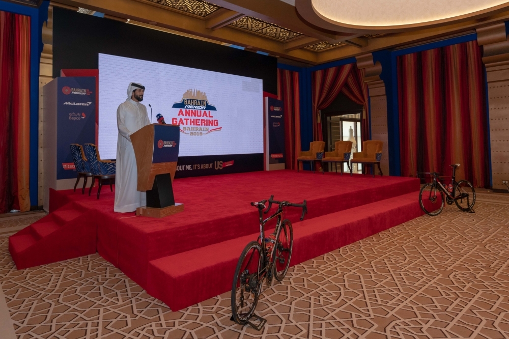 ناصر بن حمد: نفخر بإنجازات فريق البحرين ميريدا للدراجات الهوائية