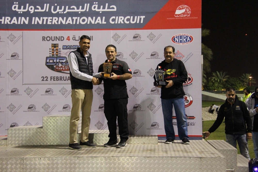 "بابكو لرياضة السيارات" بالمركز الثالث بطولة البحرين الوطنية للدراغ ريس
