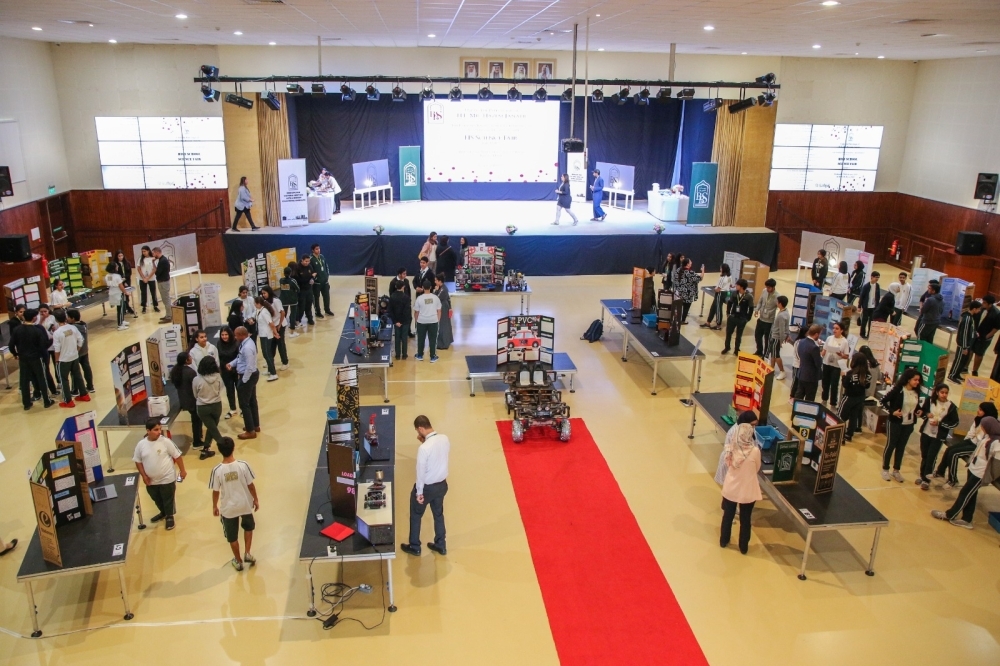 معرض "بيان البحرين" العلمي يقدم ٤٠ مشروعا طلابيا