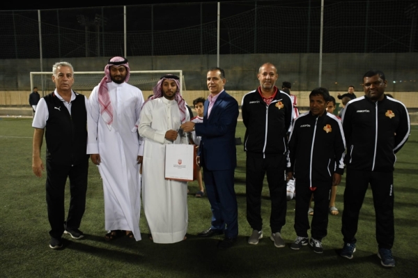 نيابة عن رئيس اتحاد الكرة.. حقيقي يكرّم الأندية بختام مهرجان دوري البراعم