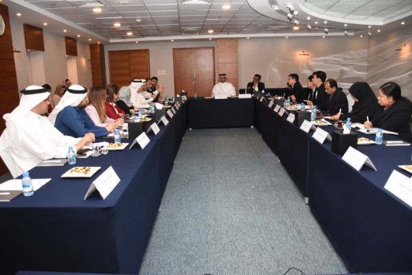 هجرس: مجالات واسعة للتعاون بين البحرين وتايلند بالتعليم والصحة والسياحة