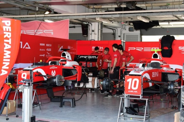 سائقي الفورمولا1 يواصلون قدومهم للبحرين لانطلاق جائزة البحرين الكبرى للفورمولا1