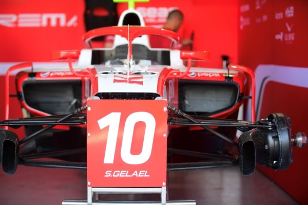 سائقي الفورمولا1 يواصلون قدومهم للبحرين لانطلاق جائزة البحرين الكبرى للفورمولا1