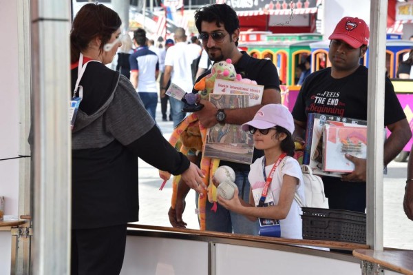 ولي العهد يتوج لويس هاميلتون بطلاً للفورمولا واحد 2019