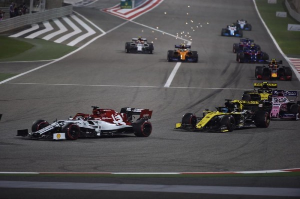 ولي العهد يتوج لويس هاميلتون بطلاً للفورمولا واحد 2019