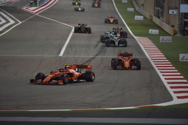 ولي العهد يتوج لويس هاميلتون بطلاً للفورمولا واحد 2019