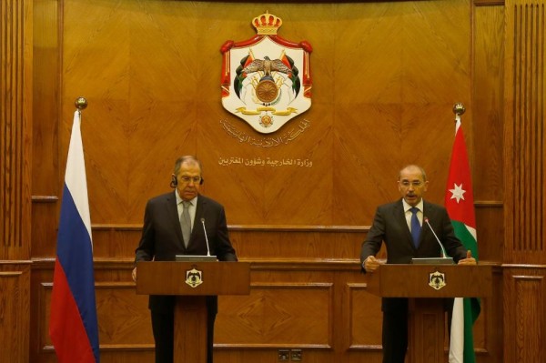 لافروف يدعو من الأردن لـ"إنهاء الاحتلال الأمريكي" لمخيم الركبان