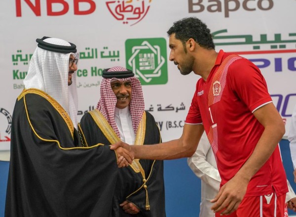 ولي العهد ينيب عيسى بن سلمان لحضور المباراة النهائية لكأس سموه للكرة الطائرة