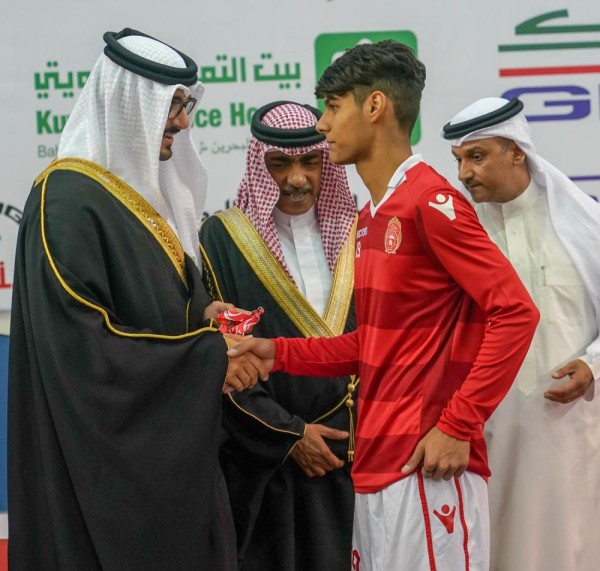 ولي العهد ينيب عيسى بن سلمان لحضور المباراة النهائية لكأس سموه للكرة الطائرة