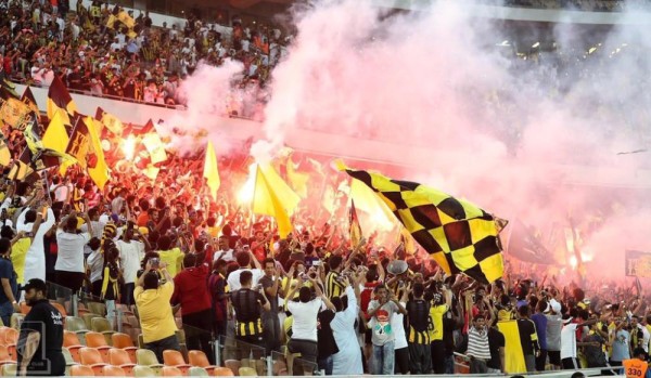 التعاون.. "سكري القصيم" يتوج بالذهب وكأس خادم الحرمين في ليلة تاريخية