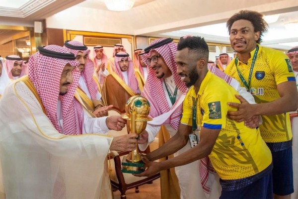 التعاون.. "سكري القصيم" يتوج بالذهب وكأس خادم الحرمين في ليلة تاريخية