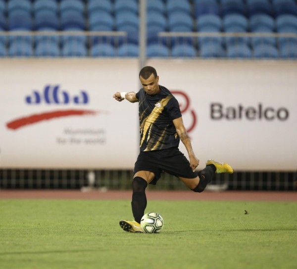 ناصر بن حمد: دور تكاملي لبنك البحرين الوطني في نجاح "ناصر 12"