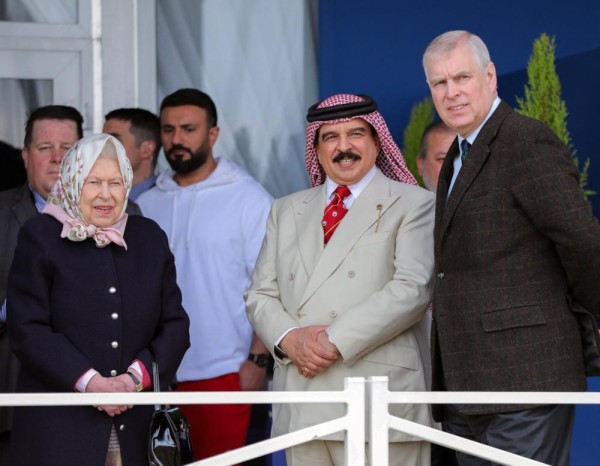 الملك: فرسان البحرين رفعوا اسم المملكة بمختلف المحافل الرياضية الدولية